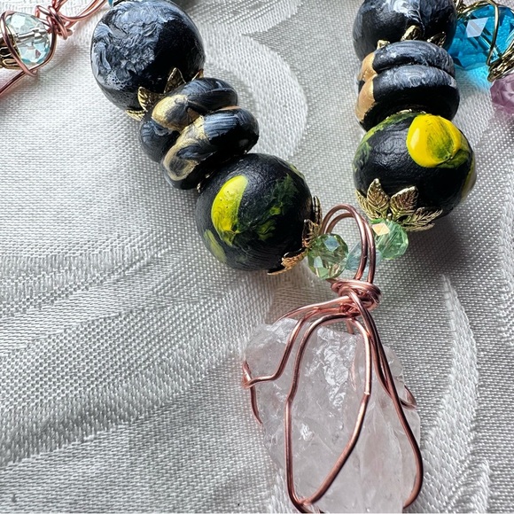 Handmade Charm Bracelet with Hand-Painted Beads & Wire-Wrapped Accents 6-7 3130 - Picture 7 of 8